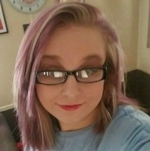 Meet your Posher, Kaleigh